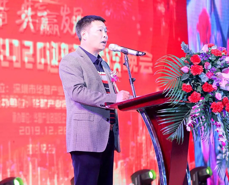 联欢晚会现场5.jpg
