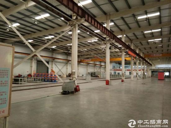 东丽空港带天车5400平米优质厂房出租