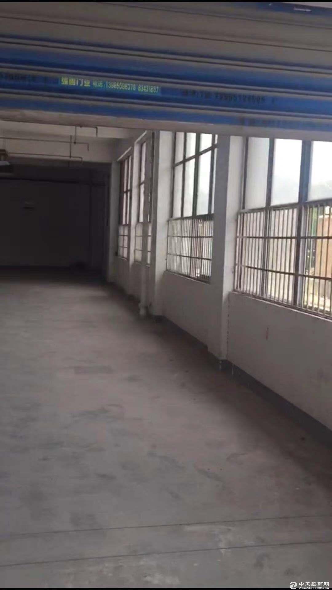 包河工业园一楼整层一千平厂房小车可入