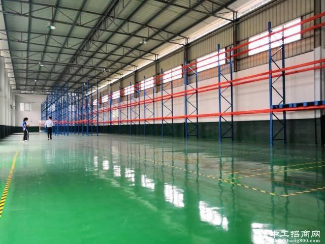 广州海珠区全新单一层物流仓库3200平出租，全新绿坪漆