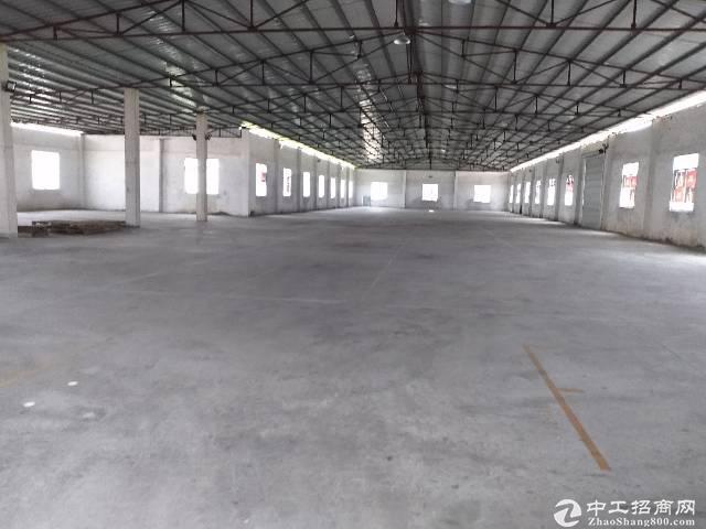 白云江高新楼工业区单一层厂房2820平方出租，可办环评，可分租