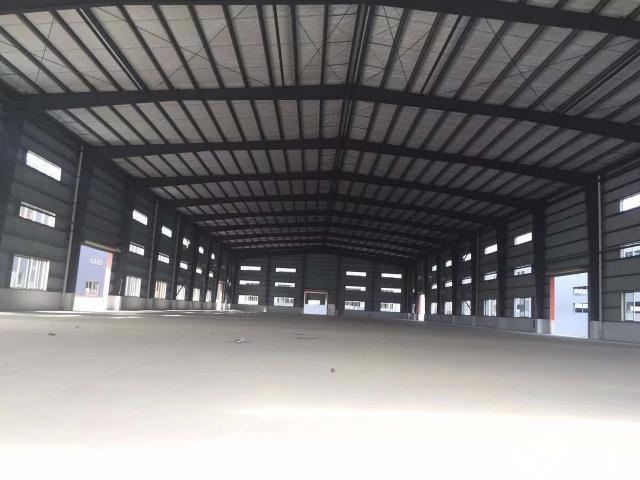 物流仓，空地大，有卸货台，番禺沙溪6200平方简易仓库出租