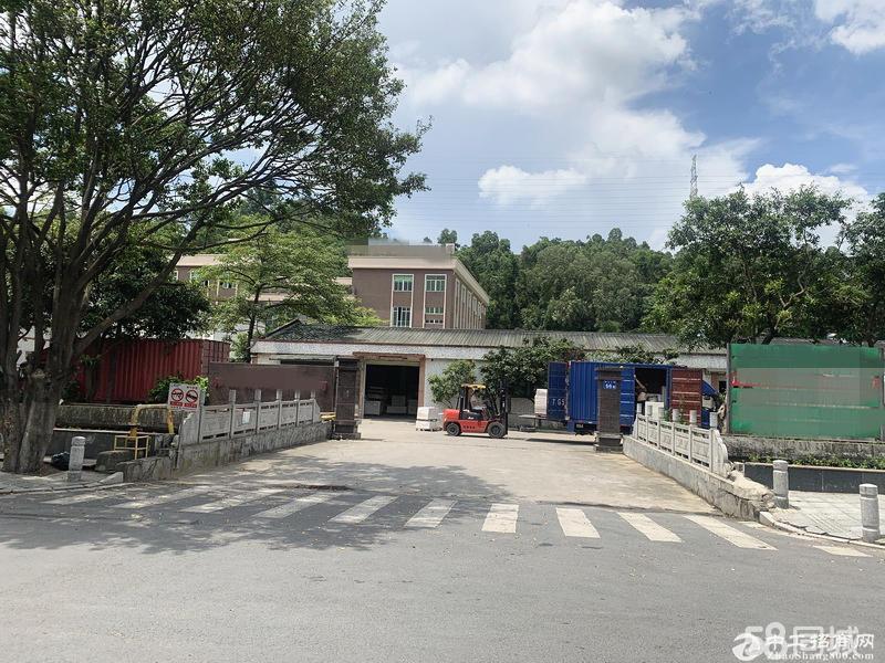 新塘镇4200平方标准厂房出租近地铁带装修