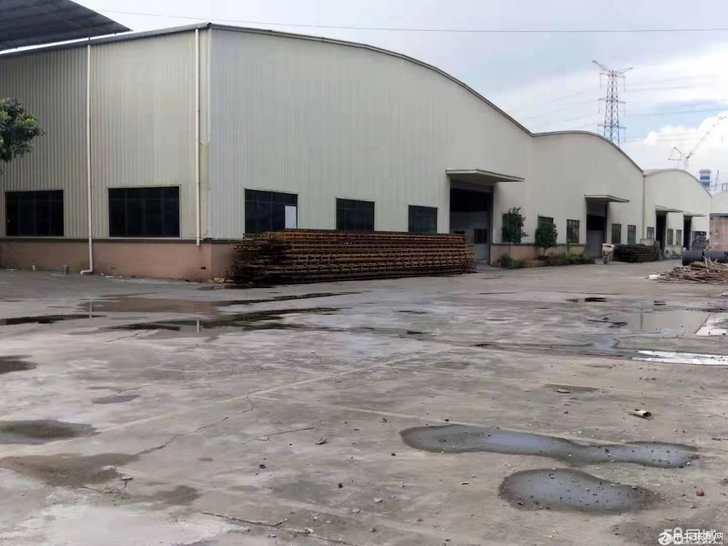 广州新空出滴水十米单一层钢构厂房仓库空地五千平方免费使用
