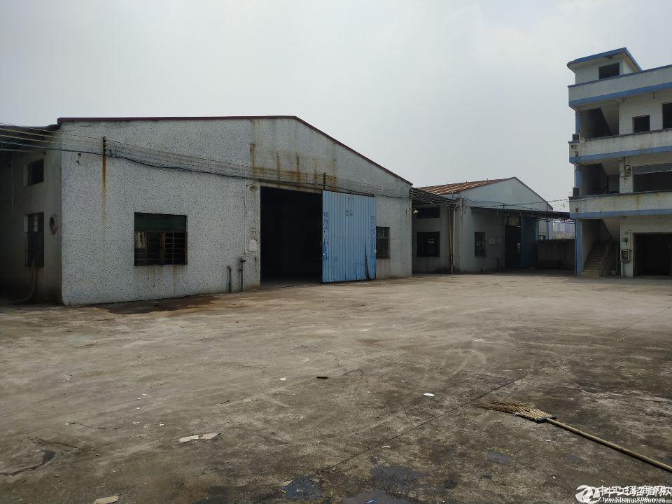 近广明高速，近海珠，番禺南村工业区独院850平厂房仓库出租。