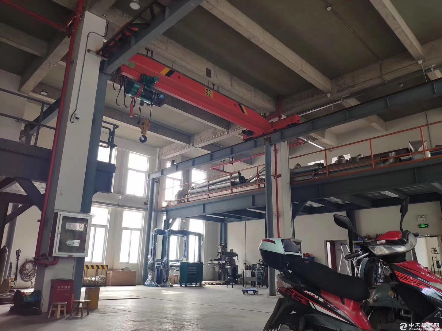 滁州汊河精品独栋厂房出售，面积1000-2400，首层8米，可按揭