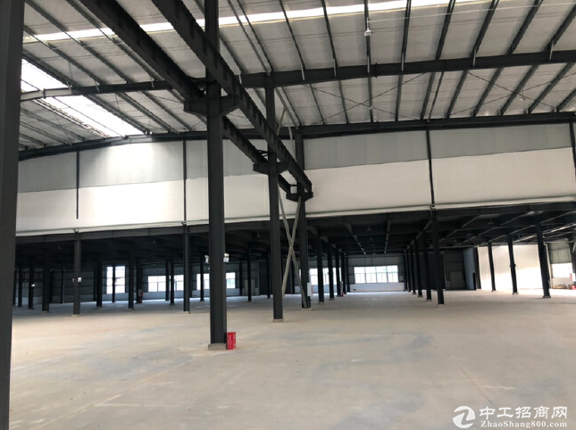 标准厂房出售中，50年产权，层高10.5可办公