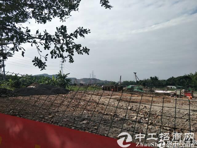 土地使用权及开发权转让协议参考