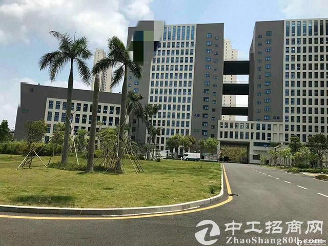 关于厂房装修自流平地坪漆介绍及施工工艺