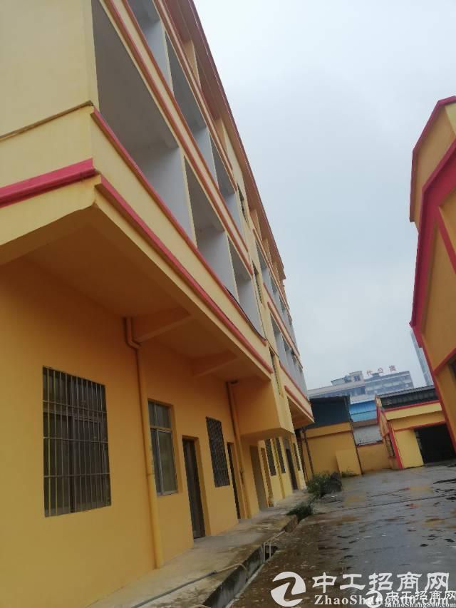 厂房装修地坪漆施工材料配比用量及种类分析