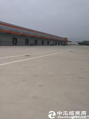 平湖华南城清平高速口标准钢构物流仓库6680平米厂房出租