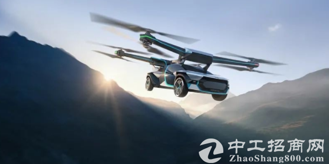 小鹏高光时刻！全球首个电动垂起飞行汽车在广州诞生